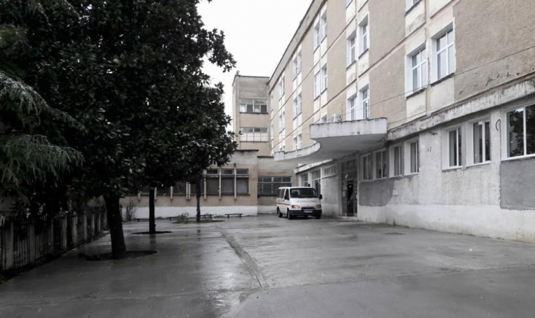 The health burden, borne by doctors of retirement age