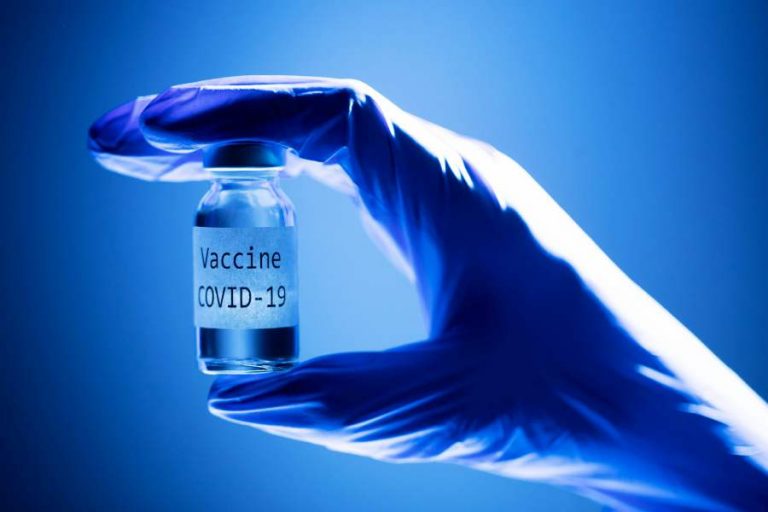 Fake news on COVID-19 vaccine and conspiracy theories addiction