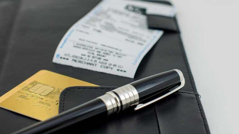 Faktoje wins the legal battle against most state institutions on “Invoices”