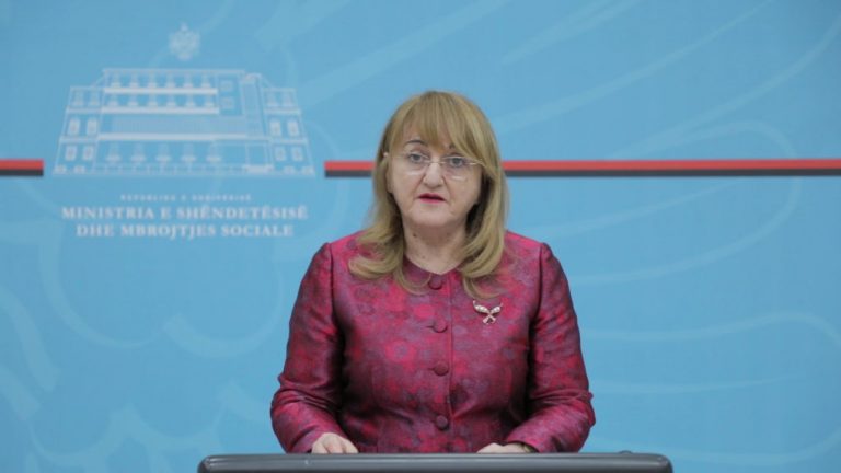 Rakacolli: Albania ranks first in the Western Balkans regarding population vaccination