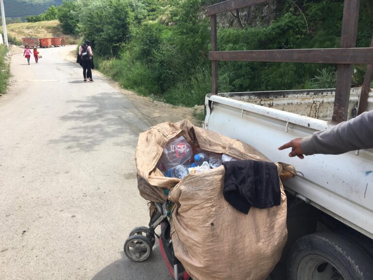 Roma and Egyptian Communities Children were promised Education – Most of them are learning in the School of Street