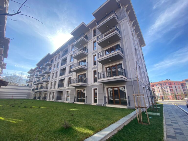 Was there ‘key ready apartment’ propaganda?